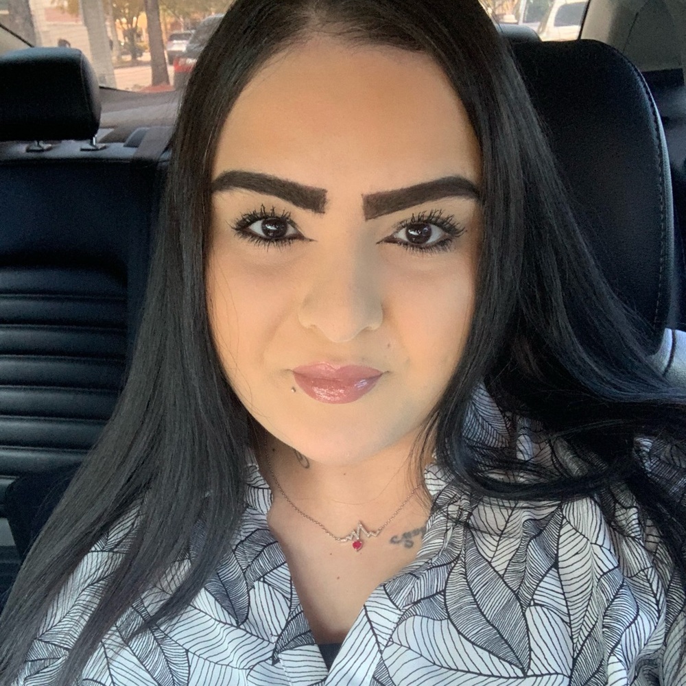 Meet your Posher, Crystal